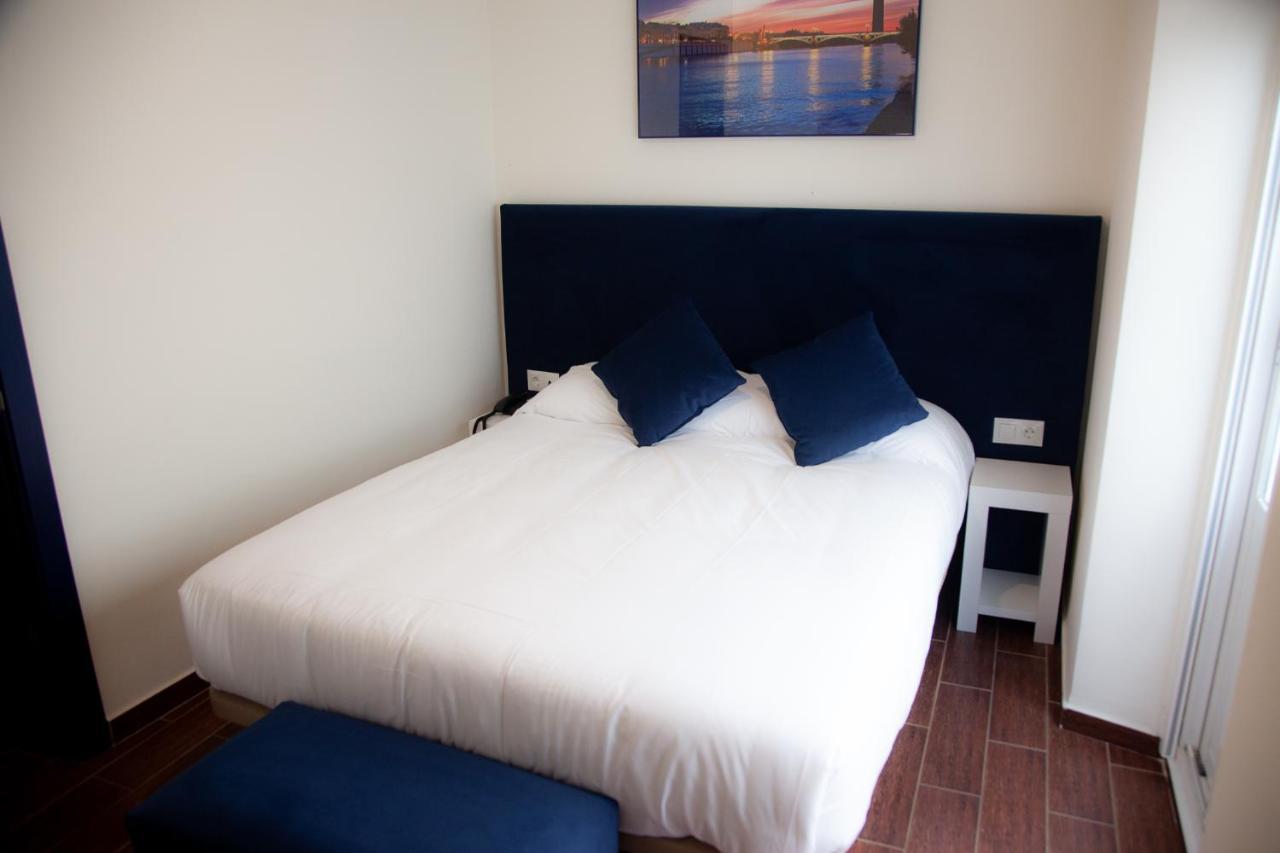 Noches En Triana Otel Sevilla Dış mekan fotoğraf
