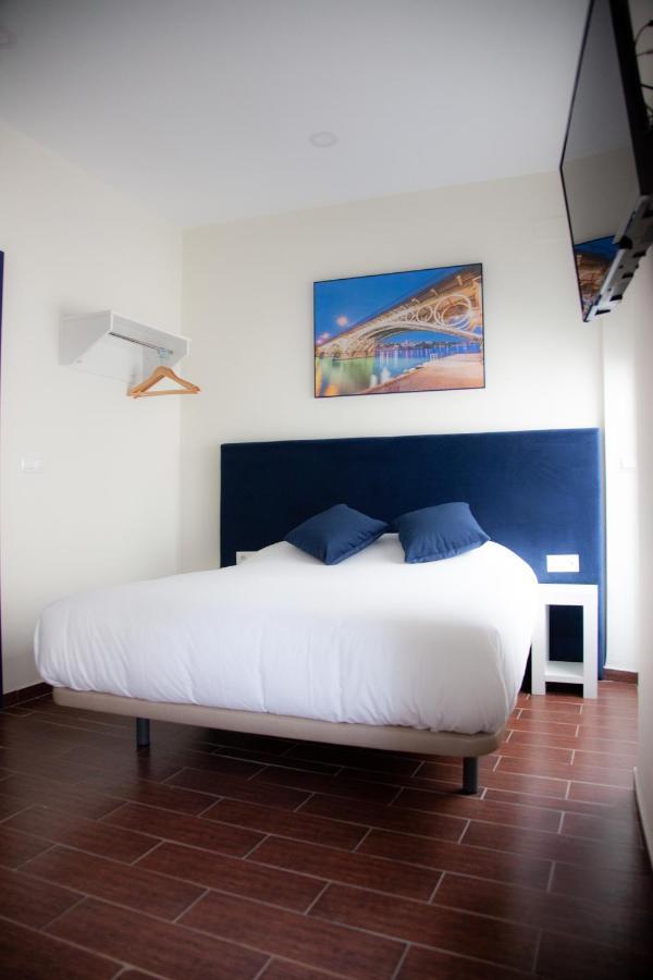 Noches En Triana Otel Sevilla Dış mekan fotoğraf